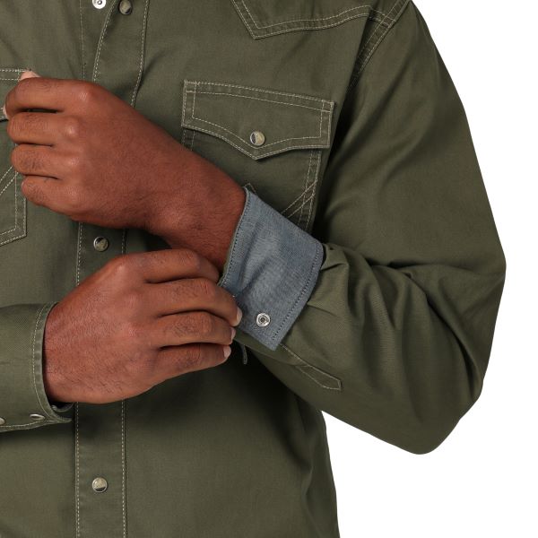 Wrangler Grape Leaf Retro Olive Snap Shirt 112330786