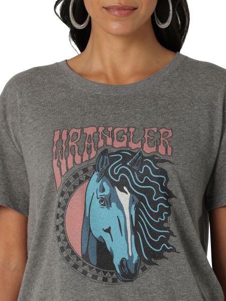 Wrangler Graphite Heather Retro Women's Boyfriend Fit Graphic T-Shirt 112336199