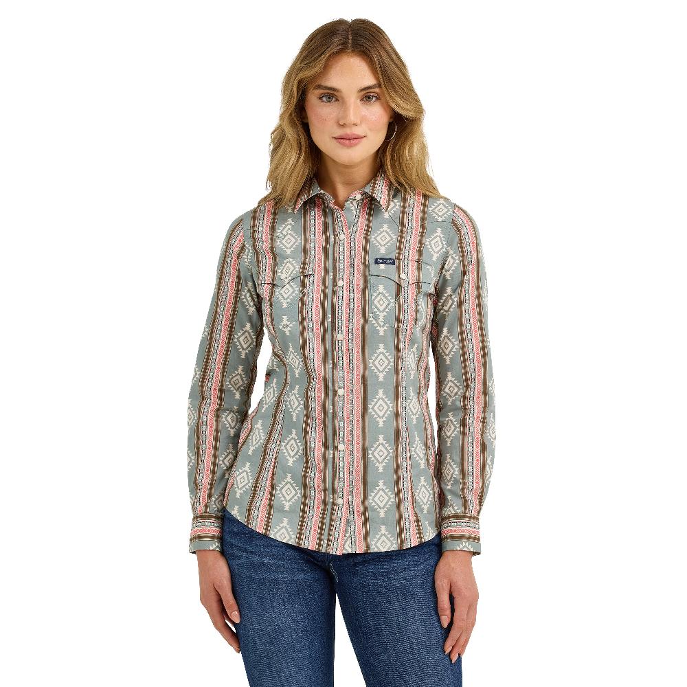 Wrangler Green Retro Punchy Women's Collared Longsleeve Snap Top 112367279