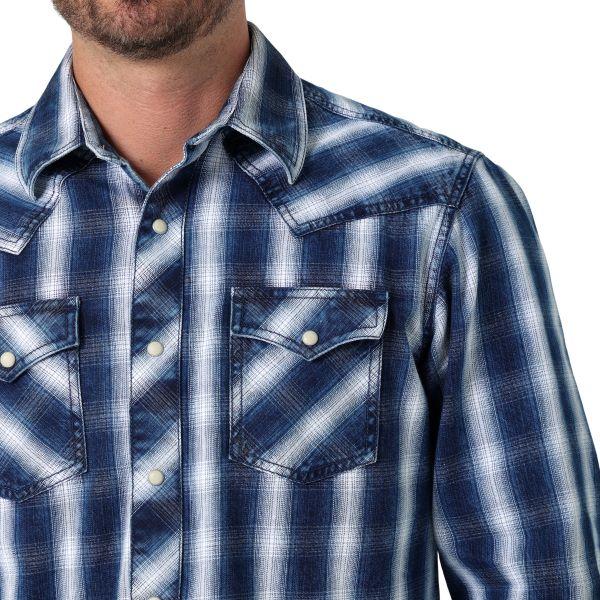 Wrangler Indigo Plaid Retro Premium Long Sleeve Men's Slim Fit Western Snap Shirt 112330787