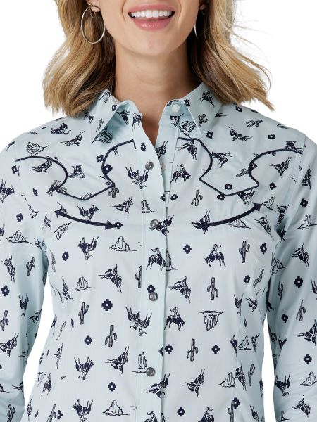 Wrangler Light Blue With Bronco Print Retro Women's Snap Shirt 112327262