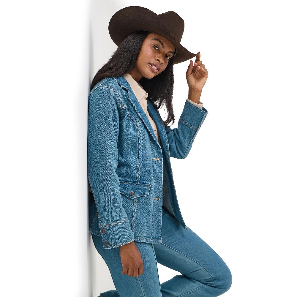 Wrangler Light Denim Women's Collared Denim Blazer 112367390