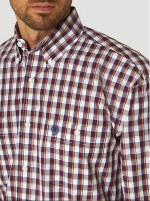 Wrangler Men's George Strait Long Sleeve Button Down Two Pocket Plaid Shirt MGSR803