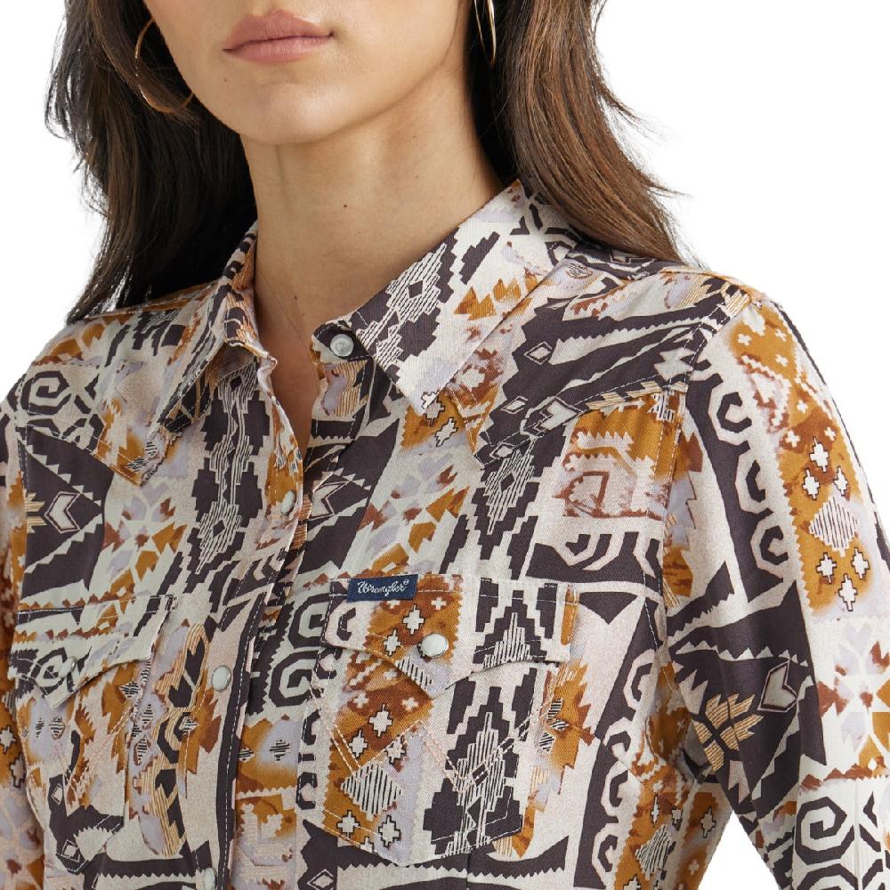 Wrangler Patchy Geo Print Women's Collared Longsleeve Western Snap Shirt 112353115