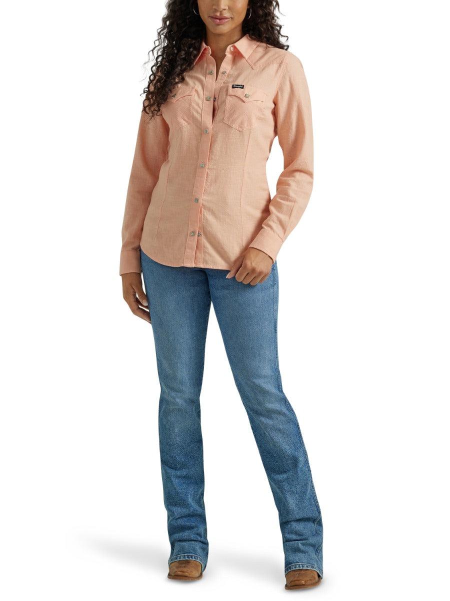 Wrangler Peach Retro Women's Collared Long Sleeve Collared Snap Shirt 112347182