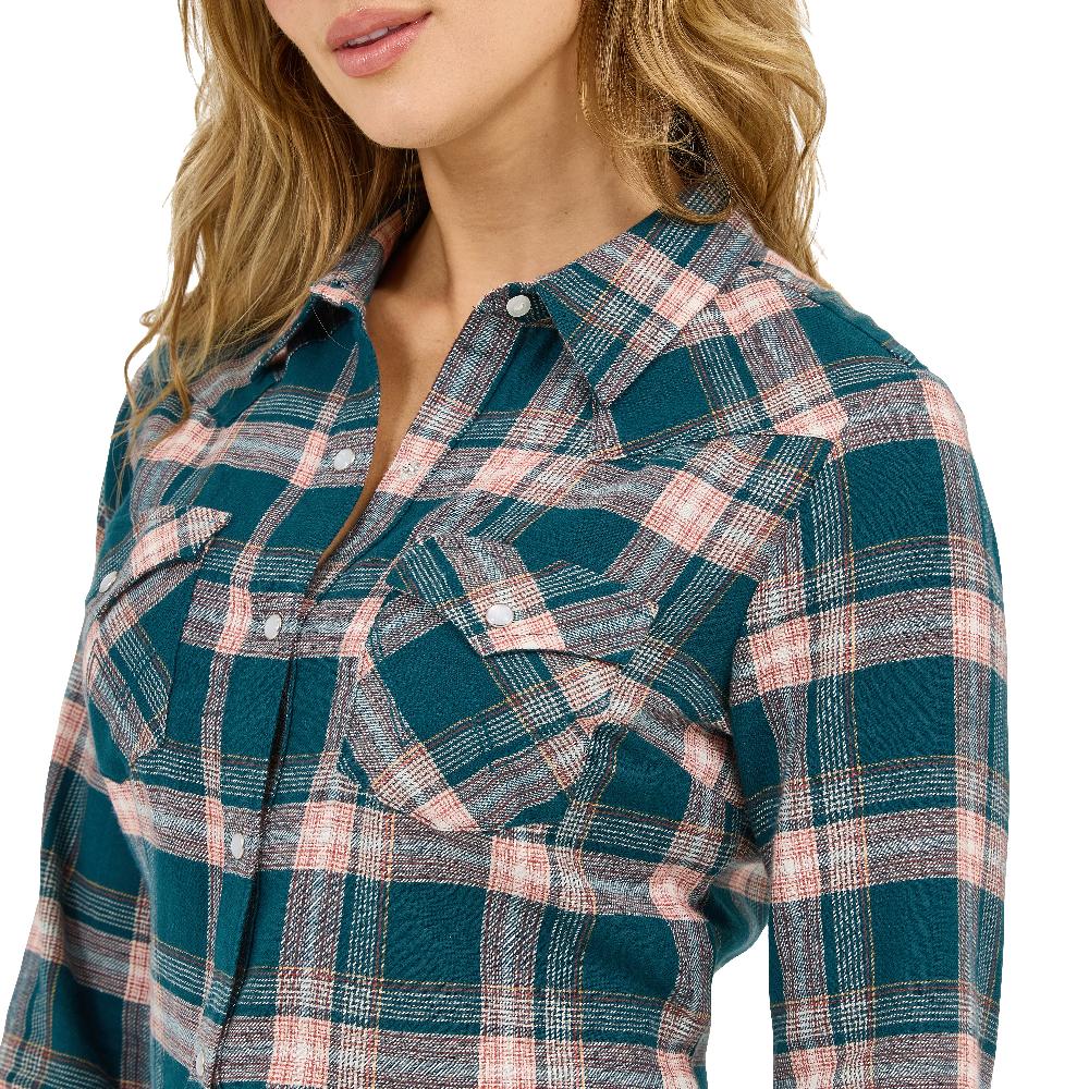 Wrangler Pine Forest Essential Flannel Plaid Western Women's Snap Shirt 112371681