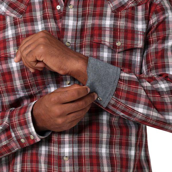 Wrangler Red Forest Plaid Retro Premium Men's Slim Fit Long Sleeve Snap Shirt 112330790