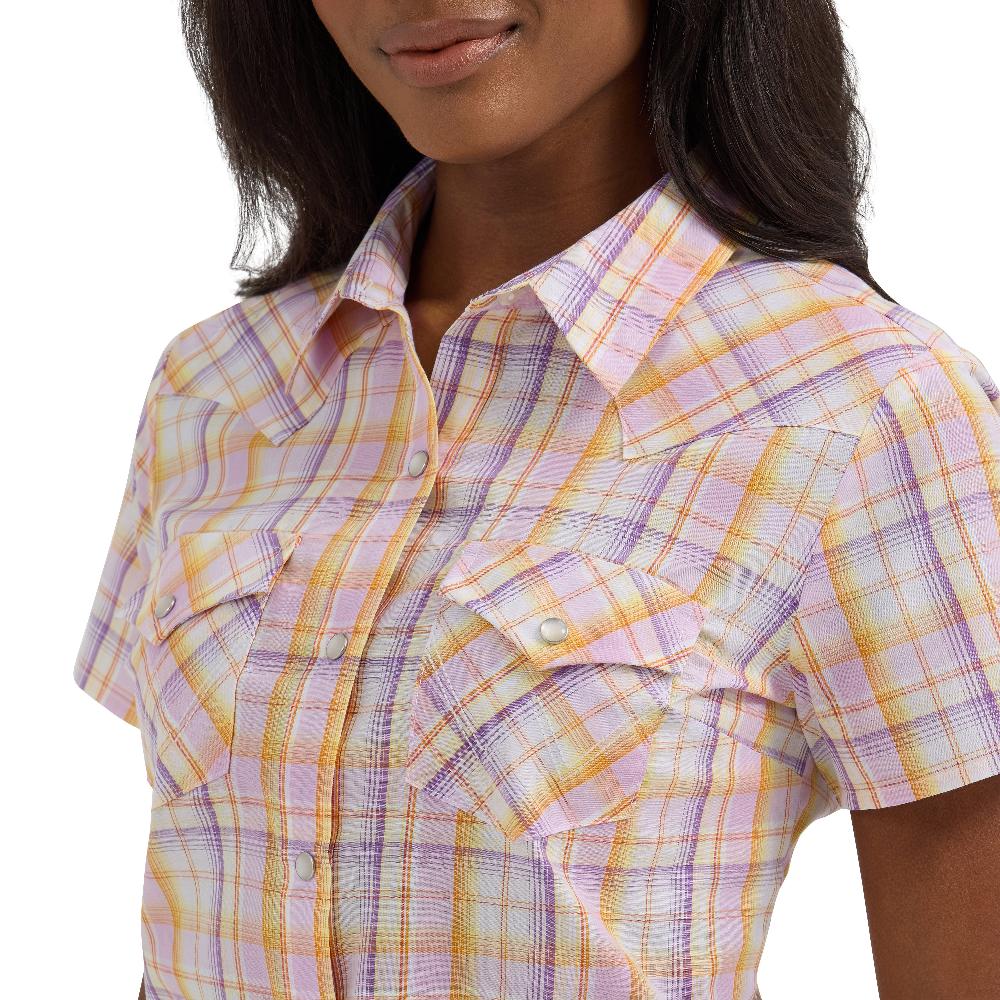 Wrangler Retro Orange/Purple Women's Essential Collared Short Sleeve Snap Shirt 112362271