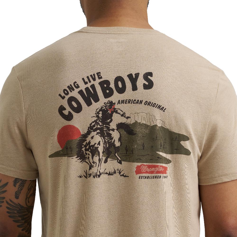 Wrangler Trenchcoat Heather Long Live Cowboys Men's Short Sleeve Graphic T-Shirt 112365668