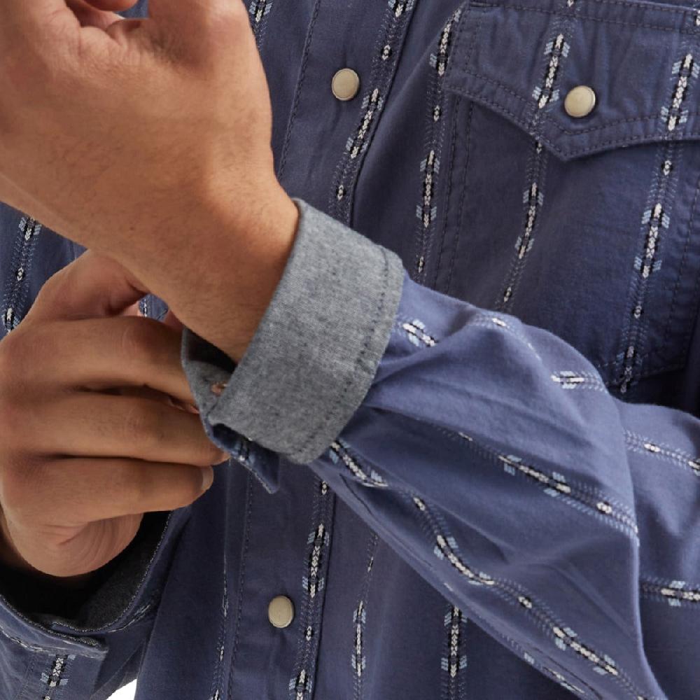 Wrangler Vintage Indigo Printed Retro Premium Collared Long Sleeve Western Snap Shirt 112344560