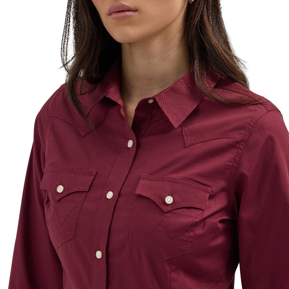 Wrangler Windsor Wine Retro Women's Collared Long Sleeve Solid Shirt 112358014