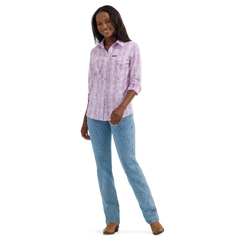 Wranlger Lavender Retro Stripe Slim Women's Collared Western Snap Shirt 112365033