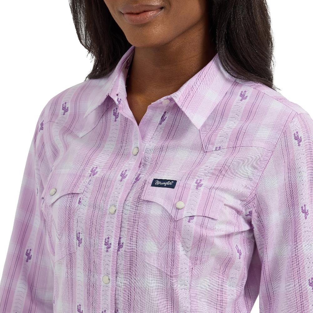 Wranlger Lavender Retro Stripe Slim Women's Collared Western Snap Shirt 112365033