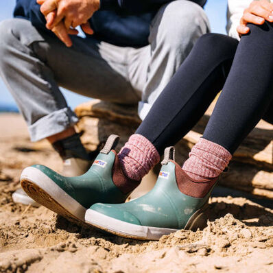 Xtratuf Sage Green Women's Vintage 6 Inch Ankle Deck Boots XWABV301